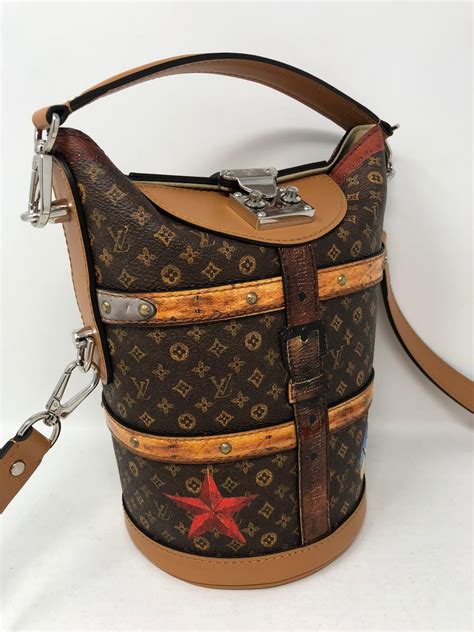 louis vuitton trunks and bags canvas tote fake|louis vuitton side bag.